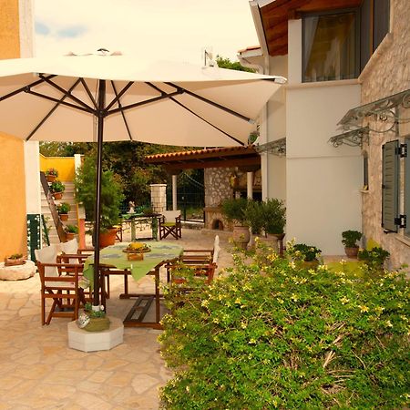 La Casa Di Bella A Tradional Stone House With Barbecue Villa Karia  Exterior photo