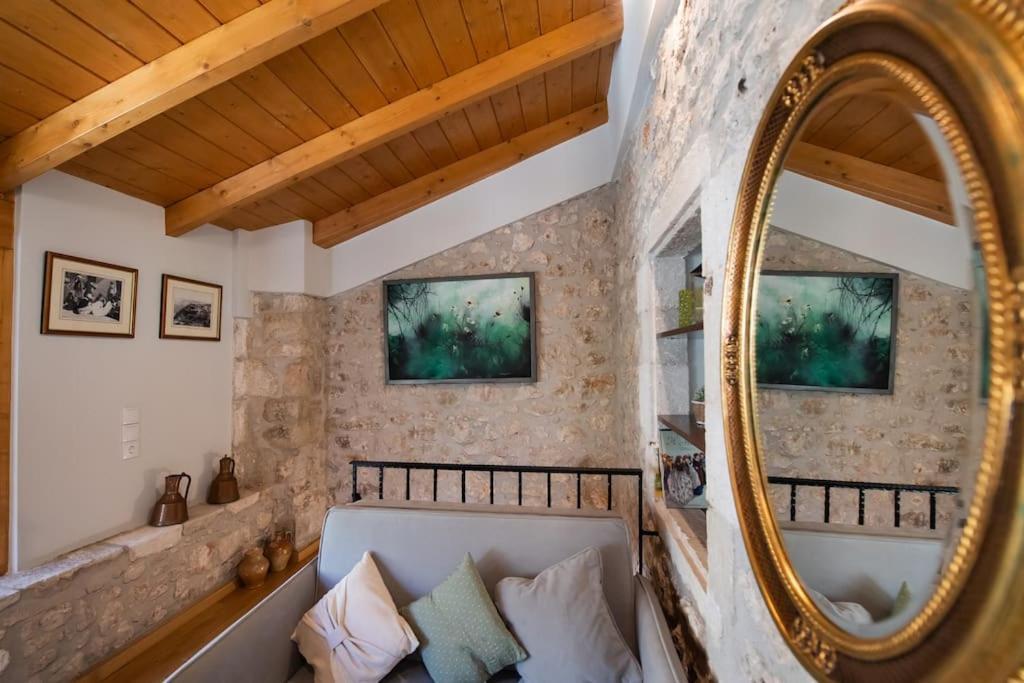 La Casa Di Bella A Tradional Stone House With Barbecue Villa Karia  Exterior photo