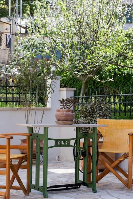 La Casa Di Bella A Tradional Stone House With Barbecue Villa Karia  Exterior photo