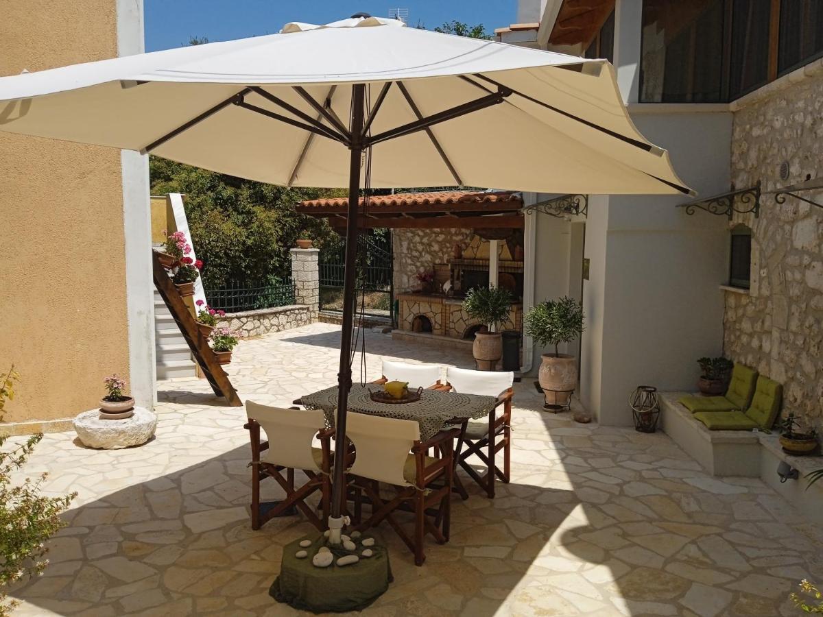 La Casa Di Bella A Tradional Stone House With Barbecue Villa Karia  Exterior photo